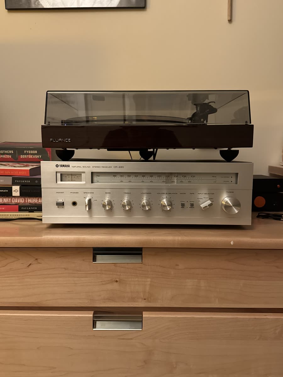 Yamaha CR-220 receiver